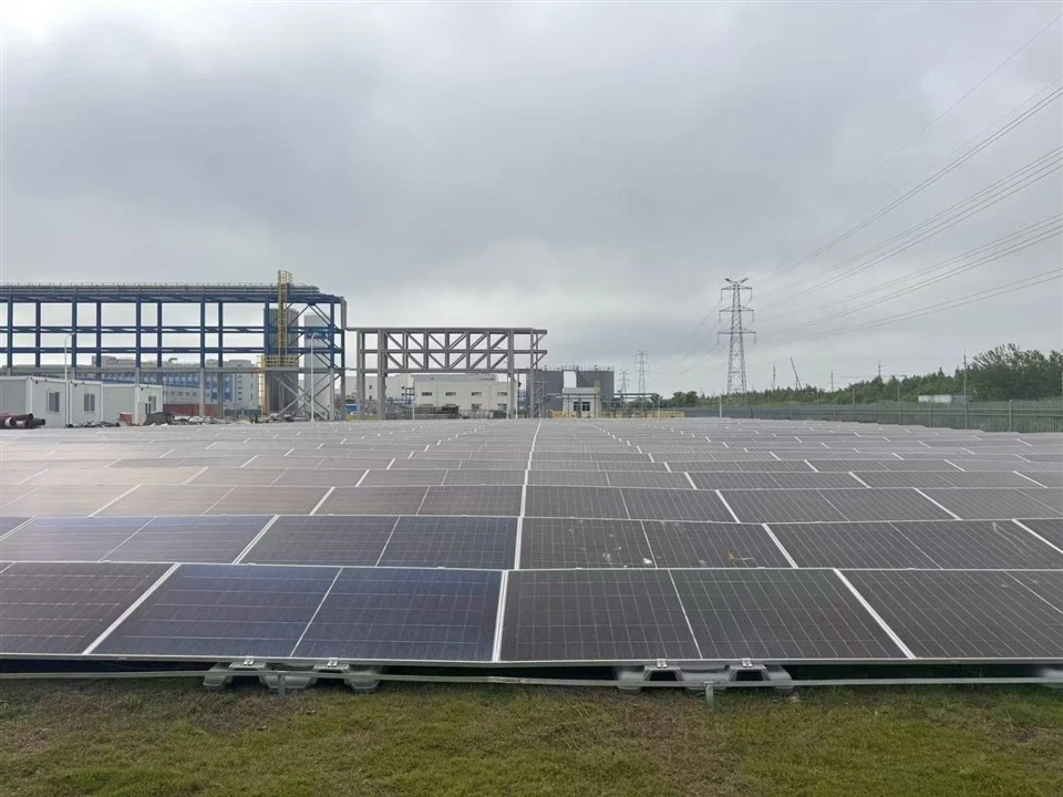 grounding solar module mounting brackets